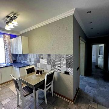 Дерибасівська вул., 10