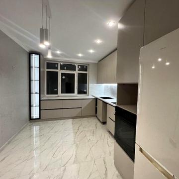 Івана Фогарашія вул., 17