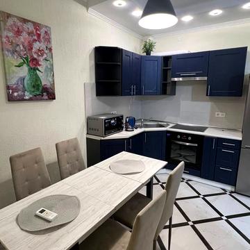 Вячеслава Чорновола просп. (), 69а