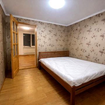 Очаківська вул., 49