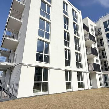 Червоної Калини вул., 8