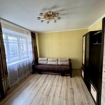 Євгена Коновальця вул., 35