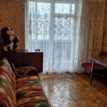 Ореста Левицького вул. (Академіка Курчатова), 3-А