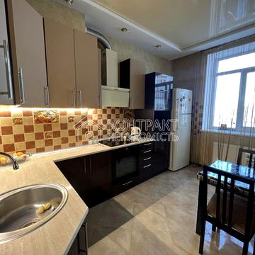 Греківська вул., 5