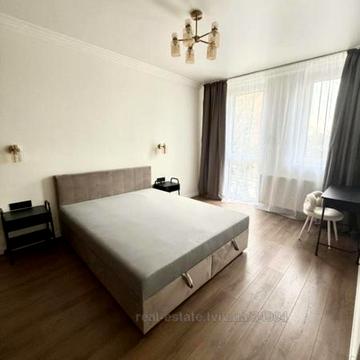 Промислова вул., 10