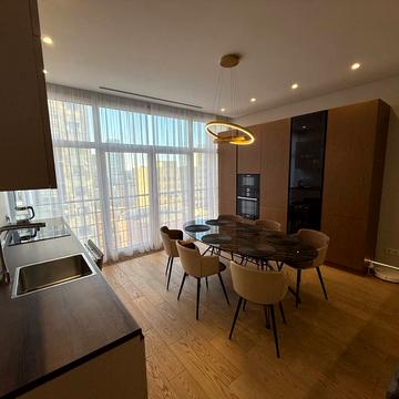 Крутогірний узвіз (Рогальова), 28