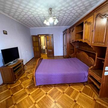 Володимира Івасюка просп. (Героїв Сталінграду), 16-Д