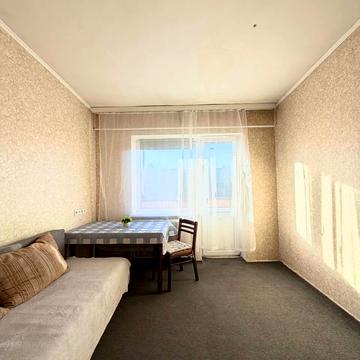 Авіаконструктора Антонова вул., 12