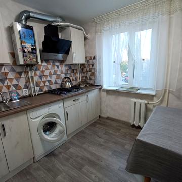 Університетський просп. (Гагаріна), 53