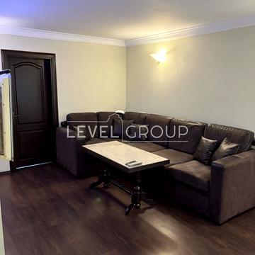 Миропільська вул., 15