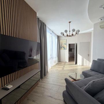 Тараса Шевченка бульв., 33-Б