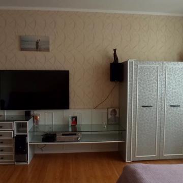 Драгоманова вул., 6/1