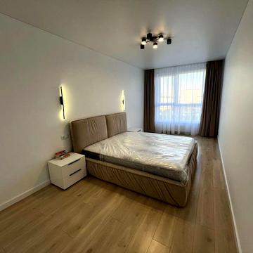 Карла Мікльоша вул., 25