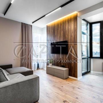 Василя Тютюнника вул. (Анрі Барбюса), 37/1