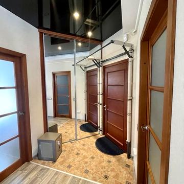 Алчевських вул. (Артема), 56