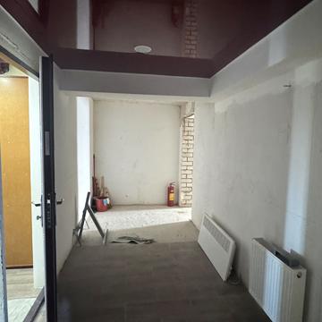 Пономарьова вул., 2/2