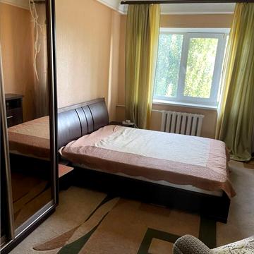 Верховної Ради бульв., 28