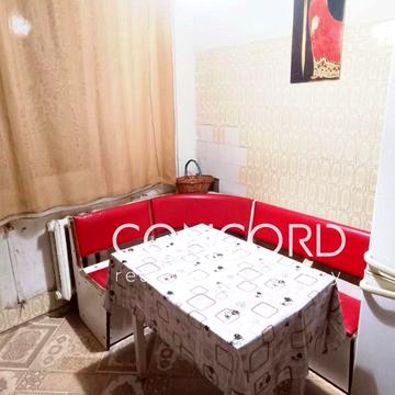 Райдужна вул., 17