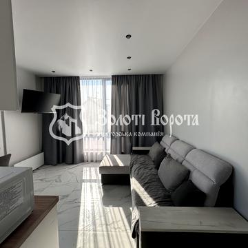 Лукянівська пл., 22