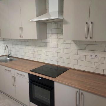 Олександрівська вул., 5