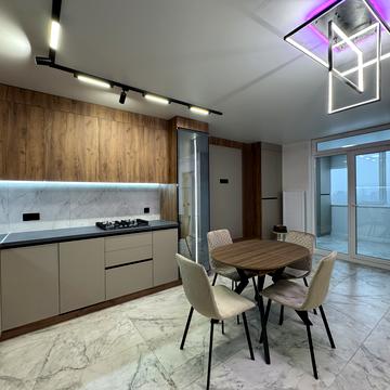 Злуки просп., 7