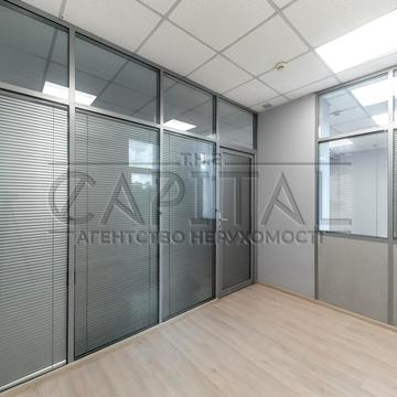 Саксаганського вул., 110