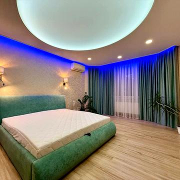 Героїв полку "Азов" вул. (Маршала Малиновського), 4