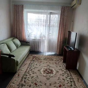 Олександра Поля просп. (Кірова), 90-А