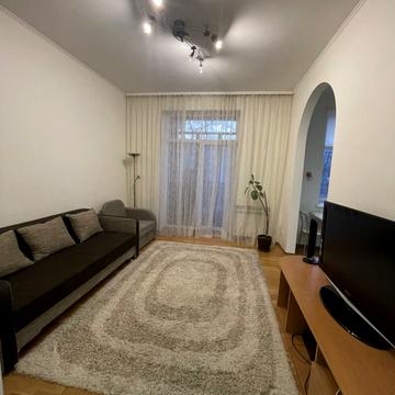 Дмитра Дорошенка вул. (Чигоріна), 16