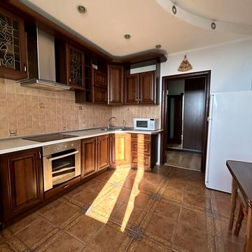 Кубанської України вул. (Маршала Жукова), 31-А