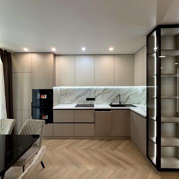 Романа Левицького вул., (Будинок 2)