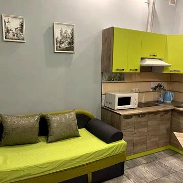 Одеська вул., 13