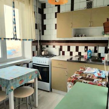 Героїв полку "Азов" вул. (Маршала Малиновського), 3