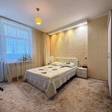 Єлизавети Чавдар вул., 18