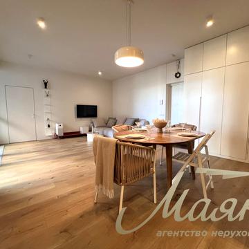 Джона Маккейна вул. (Івана Кудрі), 1-А