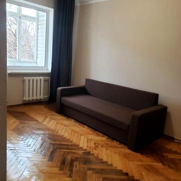 Волинська вул., 5