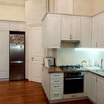 Івана Огієнка вул. (), 6