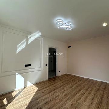 Отця Івана Блавацького вул., 18, к.2