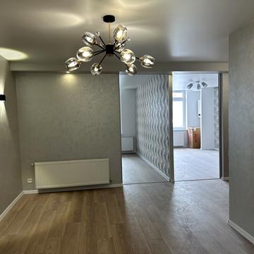 Андрія Сахарова вул., 8