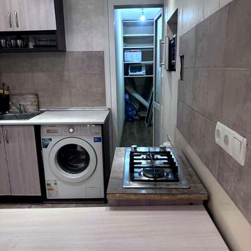 Лесі Українки бульв., 3