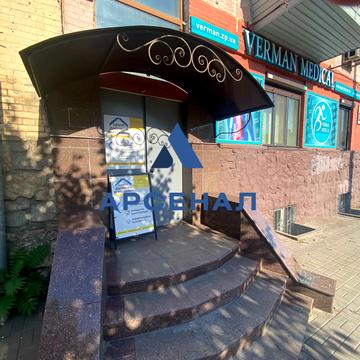 Соборний просп. (Леніна), 106