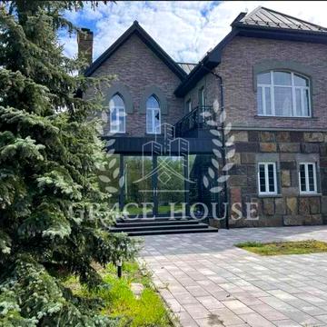 Монашинська вул.