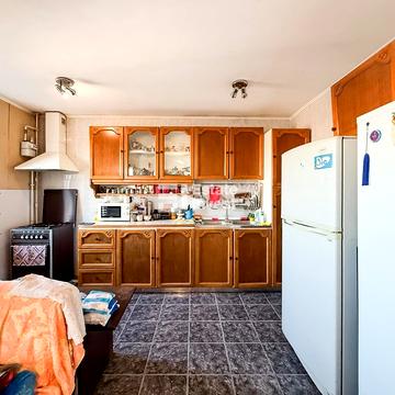 Дмитрівська вул., 5