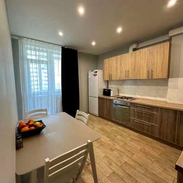 Героїв Харкова просп. (Московський), 158