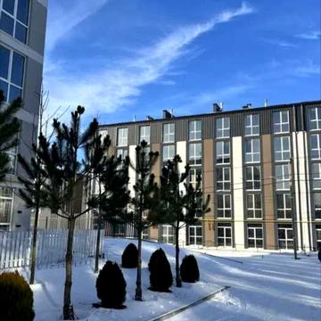 Гідності вул., 3