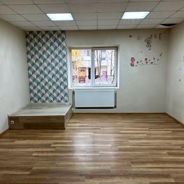 Василя Стуса вул., 37А