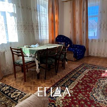 Микитенка вул., 49