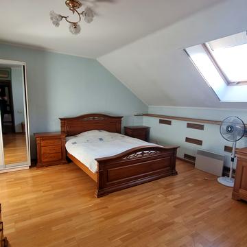 Шовковична вул., 13/2