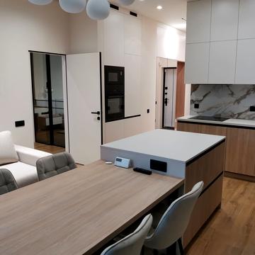 Андрія Верхогляда вул. (Михайла Драгомирова), 16