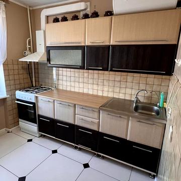 Київська вул., 2